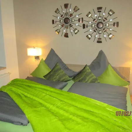 Zentrale-ruhige Ferienwohnung Reichenbach im Vogtland Exterior foto