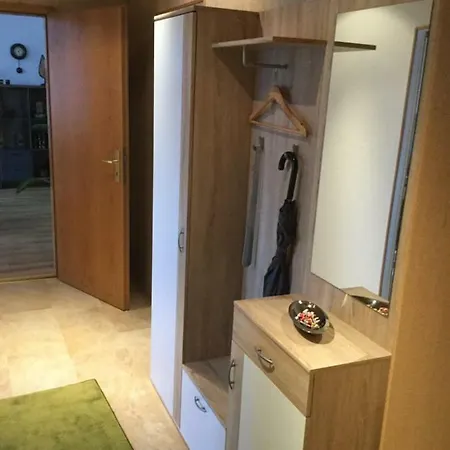 Zentrale-ruhige Ferienwohnung Reichenbach im Vogtland Exterior foto